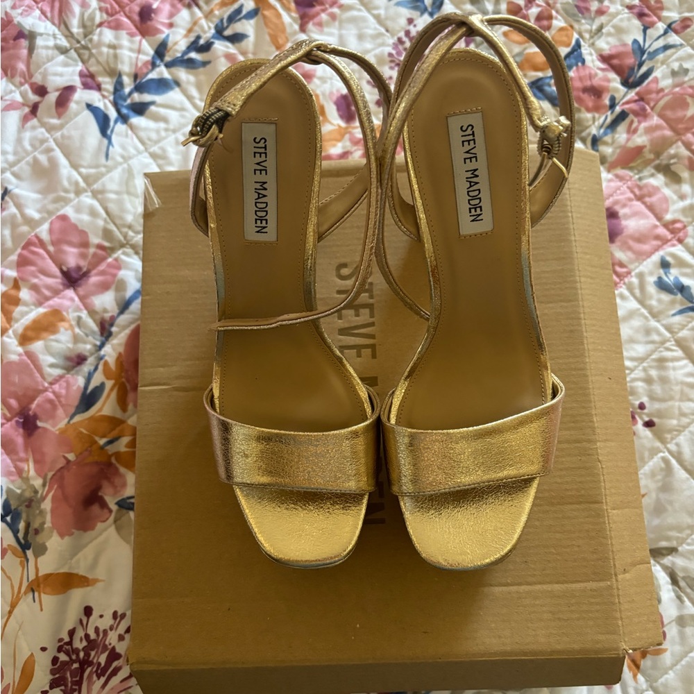 Gold heels